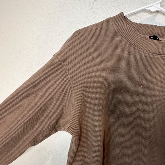 Monrow Chocolate Brown Thermal Mock Neck Drop Shoulder Top - Size L - EUC - Picture 4 of 6